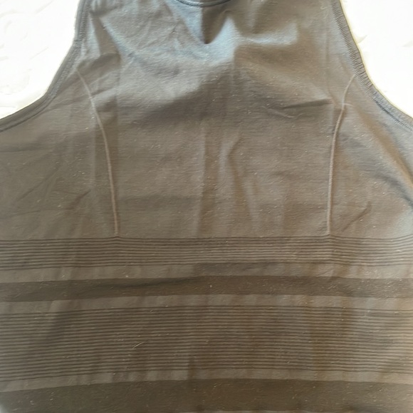 Like new - Picture 3 of 3